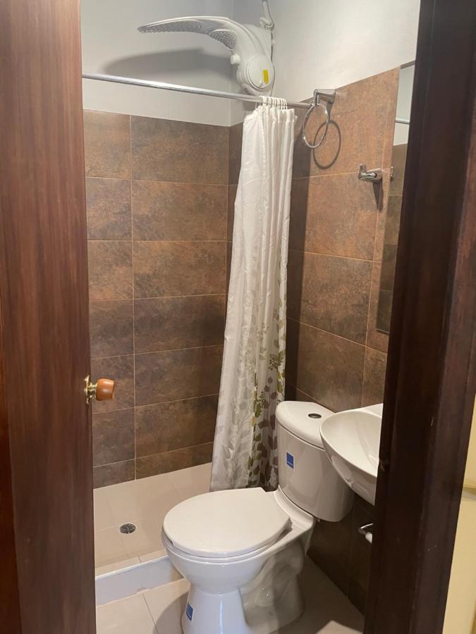 Hostal Casa Astromelia 波哥大 外观 照片