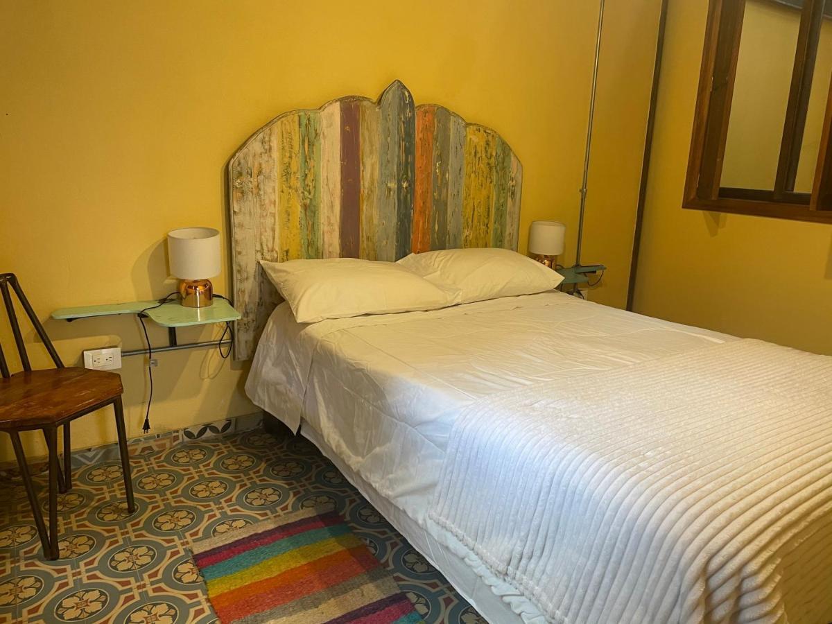 Hostal Casa Astromelia 波哥大 外观 照片