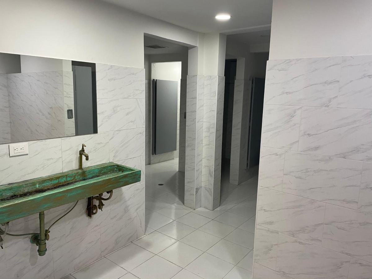 Hostal Casa Astromelia 波哥大 外观 照片