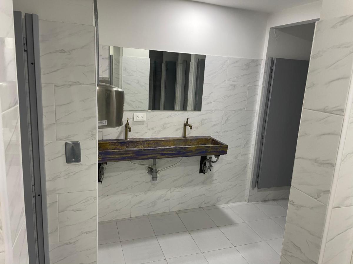 Hostal Casa Astromelia 波哥大 外观 照片