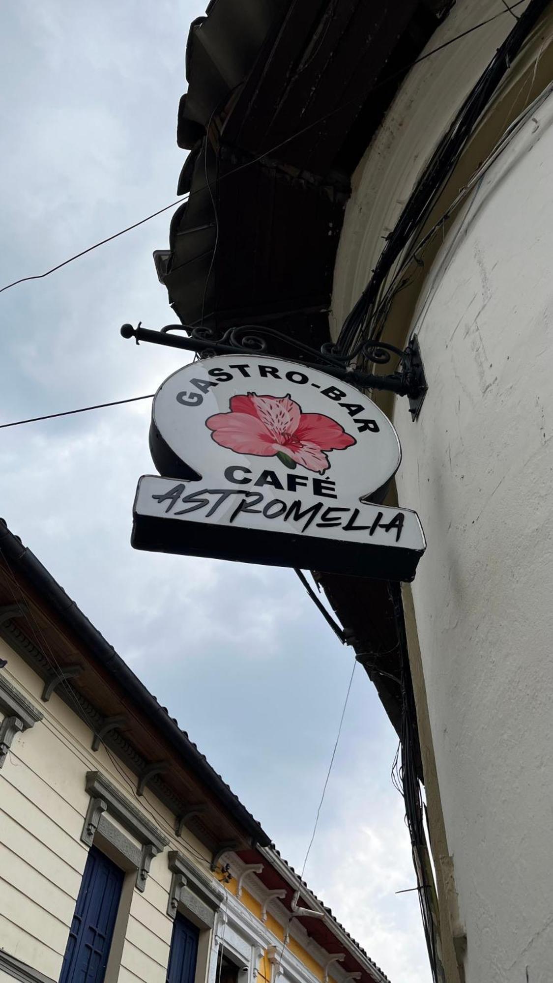 Hostal Casa Astromelia 波哥大 外观 照片