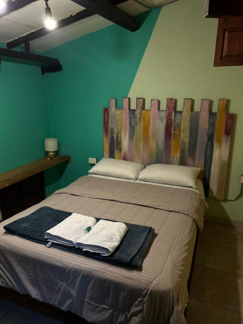 Hostal Casa Astromelia 波哥大 外观 照片