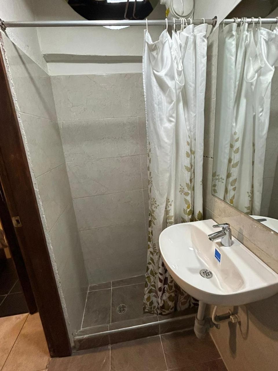 Hostal Casa Astromelia 波哥大 外观 照片